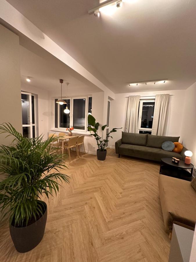 Apartament Na Letniej Z Duzym Tarasem Z Widokiem Na Gory Klodzko Ngoại thất bức ảnh