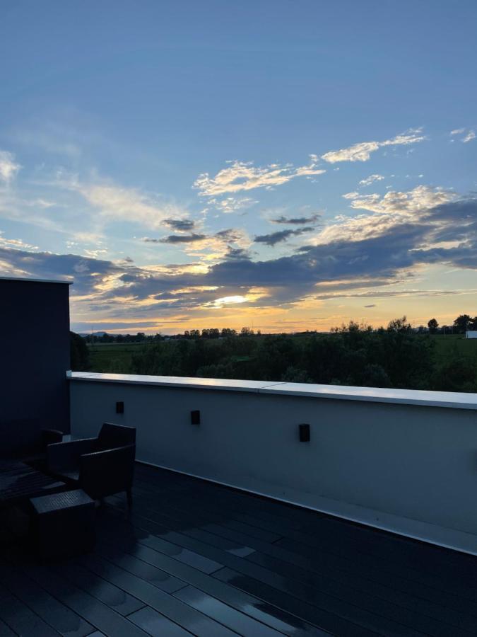 Apartament Na Letniej Z Duzym Tarasem Z Widokiem Na Gory Klodzko Ngoại thất bức ảnh